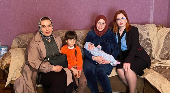 Управлением социальной защиты в Курахском районе в этом году многодетным семьям оказано более 200 услуг