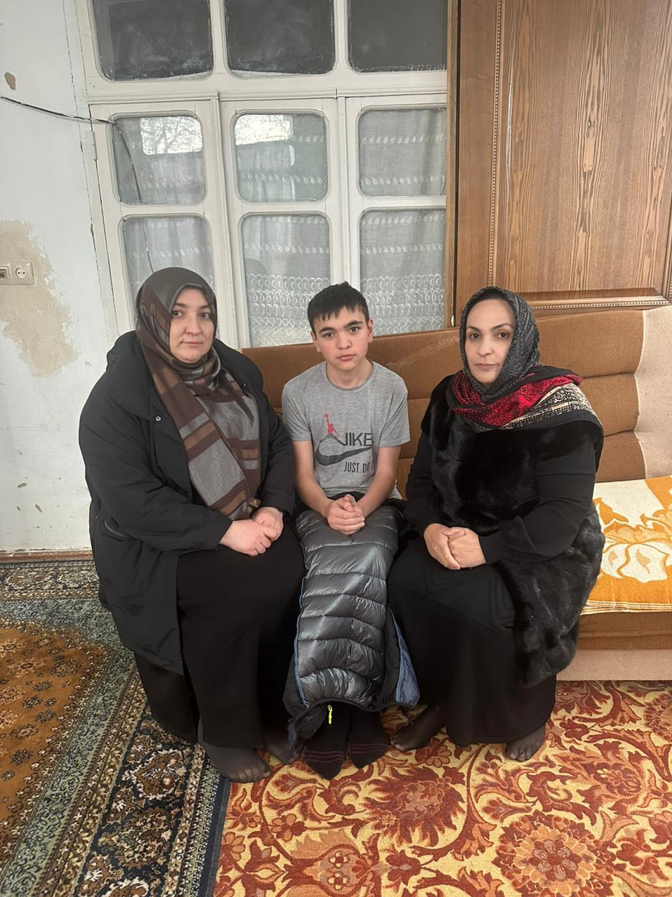 ?Специалисты по соц. работе Магомедова З. и Каймаразова З. посетили семью Булатовой Патимат с целью обследования социально бытовых условий.