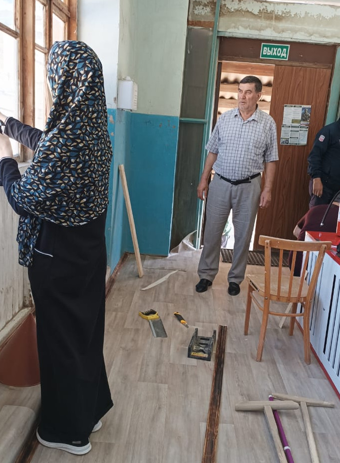 Коллектив УСЗН Курахского района присоединился к общереспубликанскому субботнику.