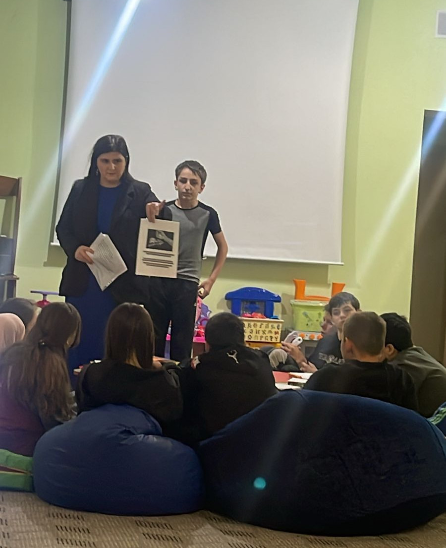 Профилактический тренинг на тему:  «Выбор за мной!»  прошел в  Центре