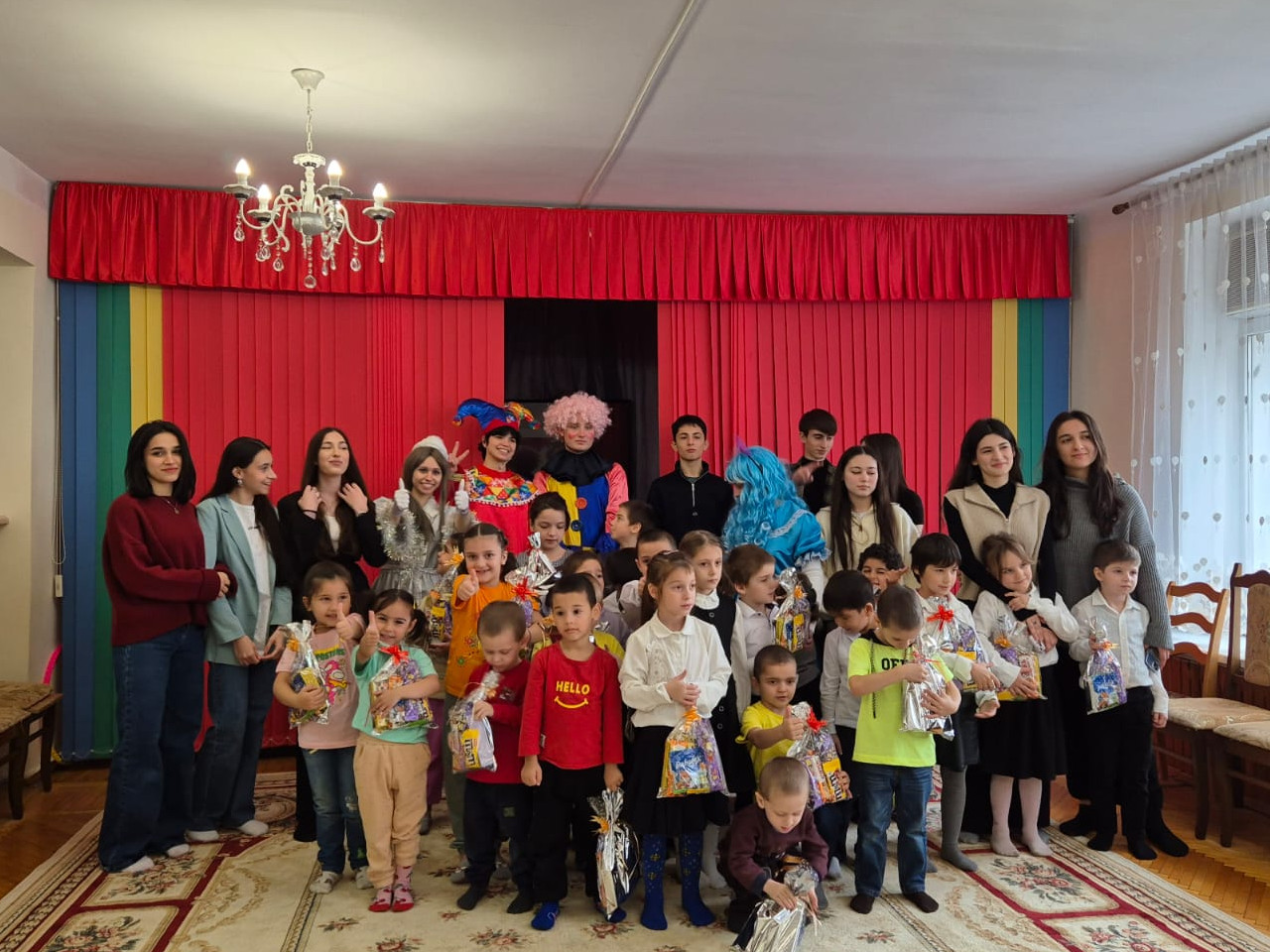 Студенты Дагестанского колледжа культуры и искусства в гостях у детей дошкольного отделения Центра
