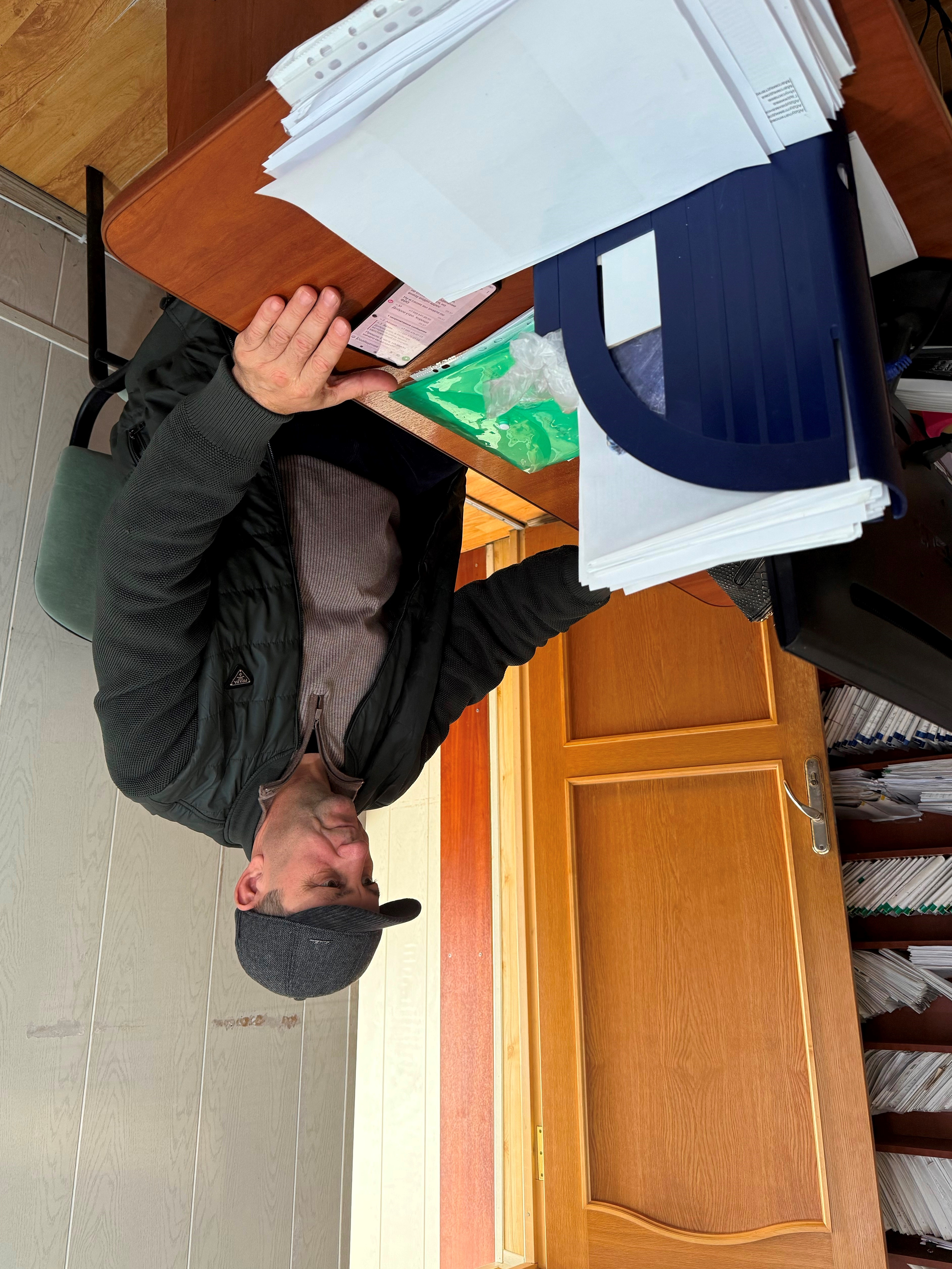 Директор ГКУ РД УСЗН в МО Унцукульский район" Гамзатов А. О. с специалистами УСЗН прошли антикоррупционный диктант