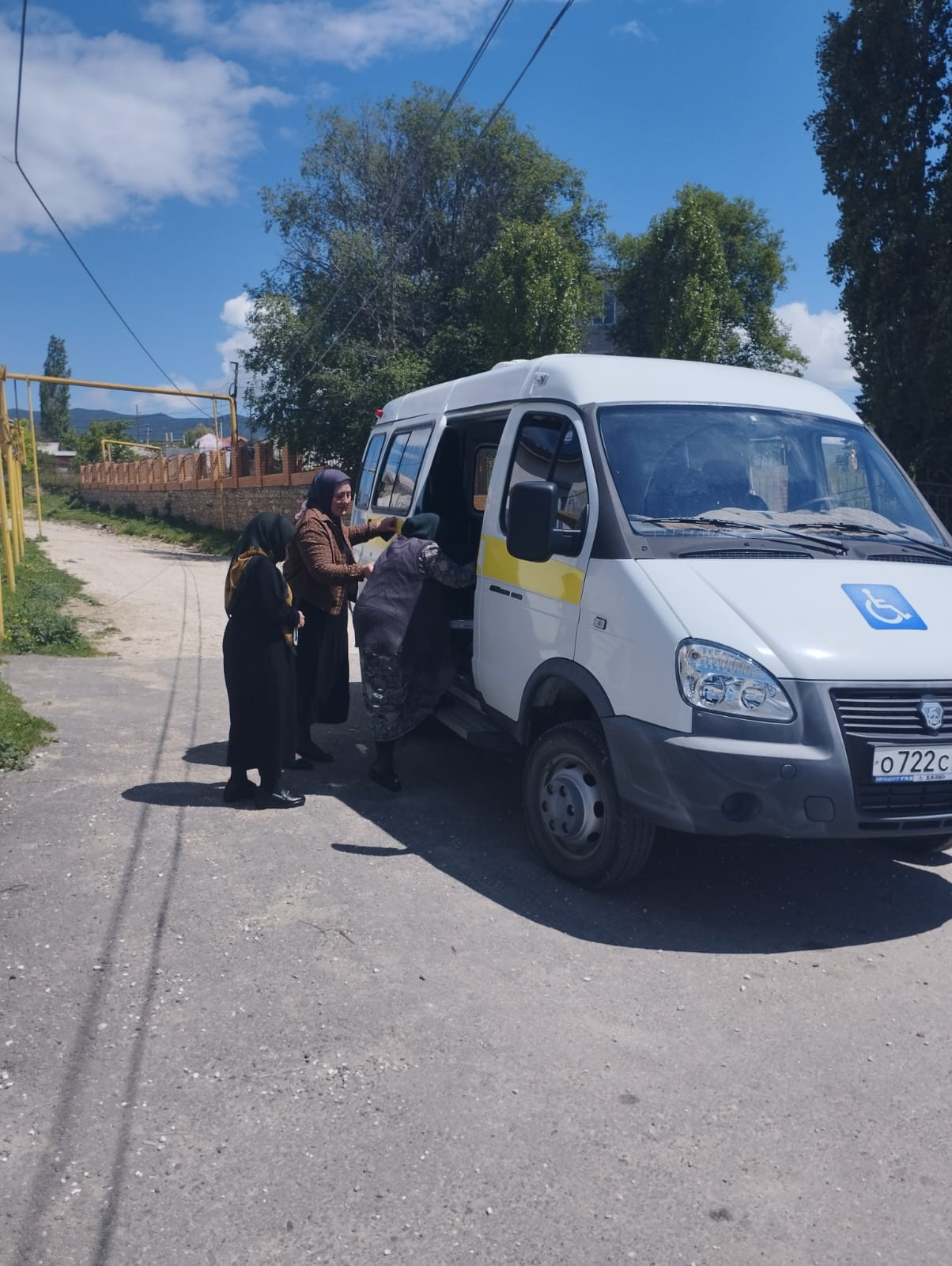 В рамках проекта "Старшее поколение" нацпроекта "Демография", специалисты Хунзахского района организовали плановый выезд мобильной бригады в с. Хунзах.