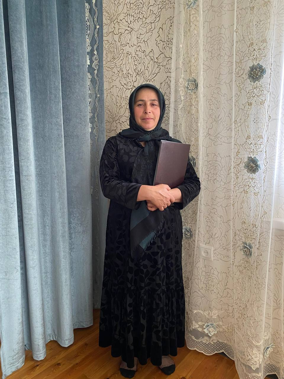 Социальный работник-опора для людей.