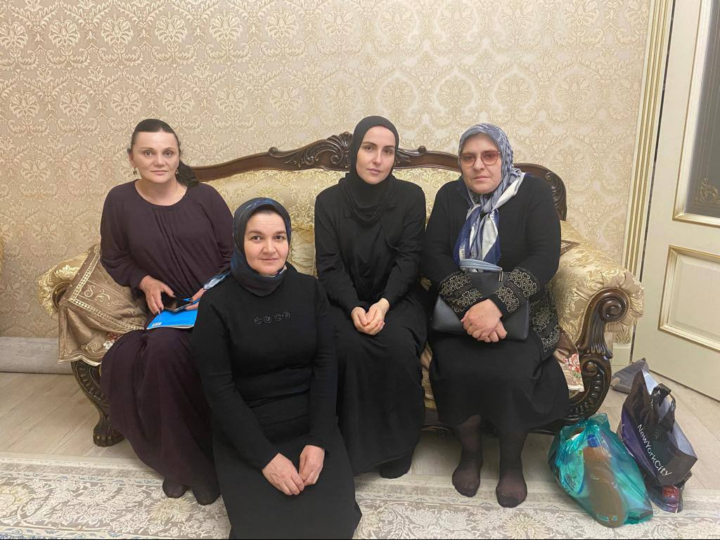 Навестили семью военнослужащего , погибшего в ходе специальной военной операции на Украине.