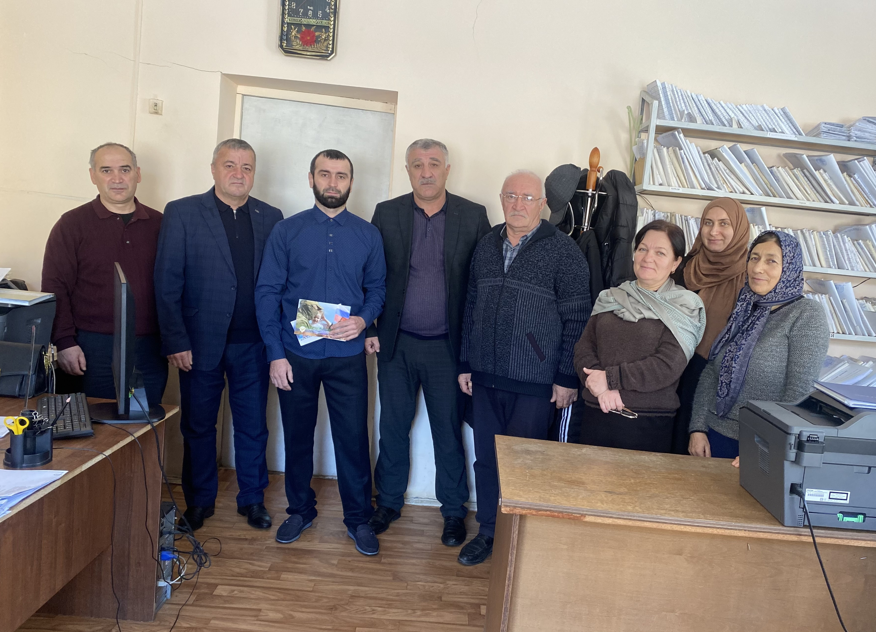 Работник ГКУ РД УСЗН в МО "Хивский район" отправился в зону СВО.