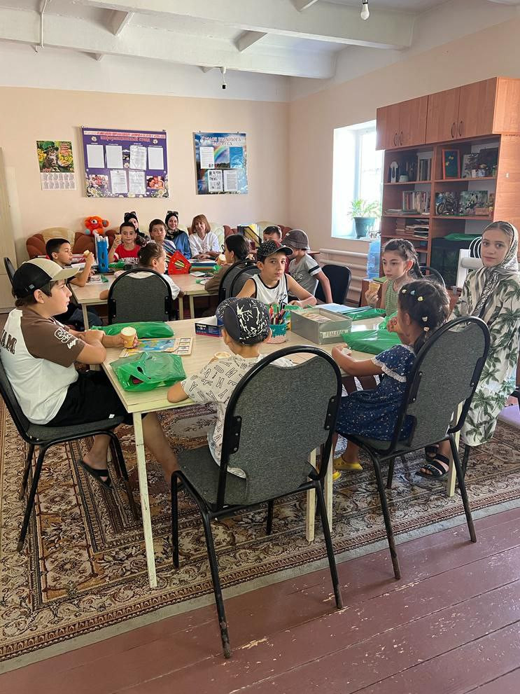 Акция "Помоги пойти учиться"