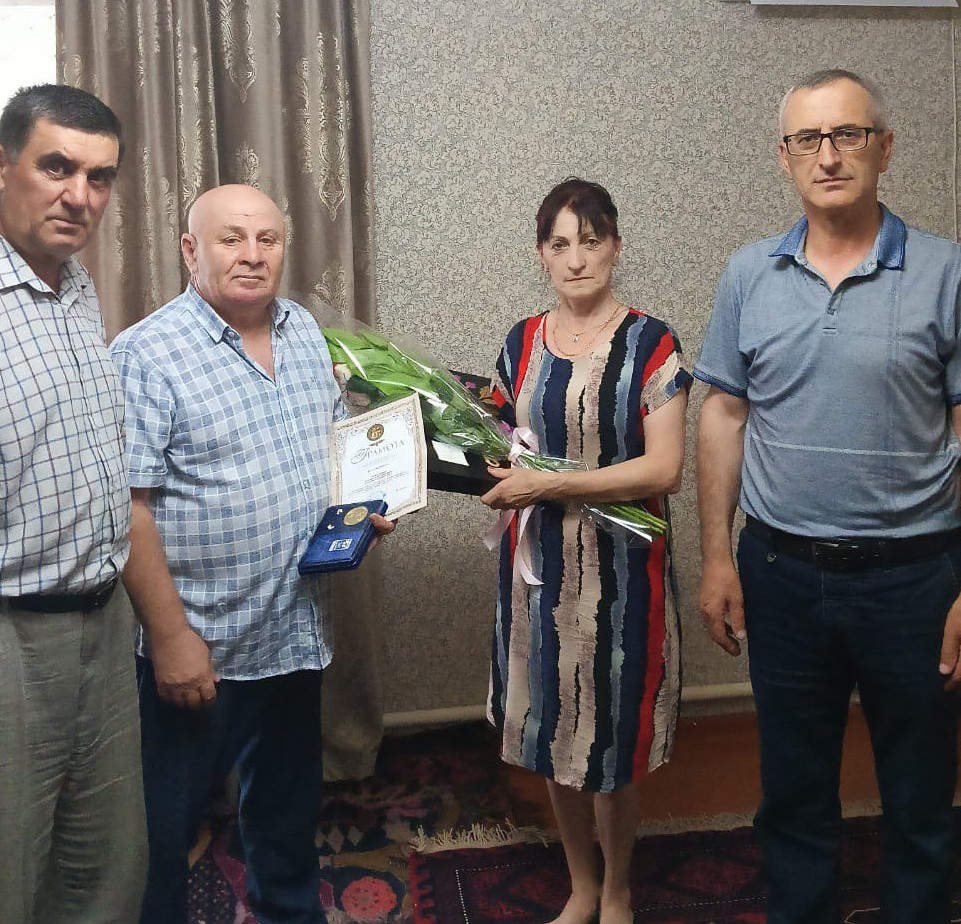 Вручение медали "За любовь и верность" .