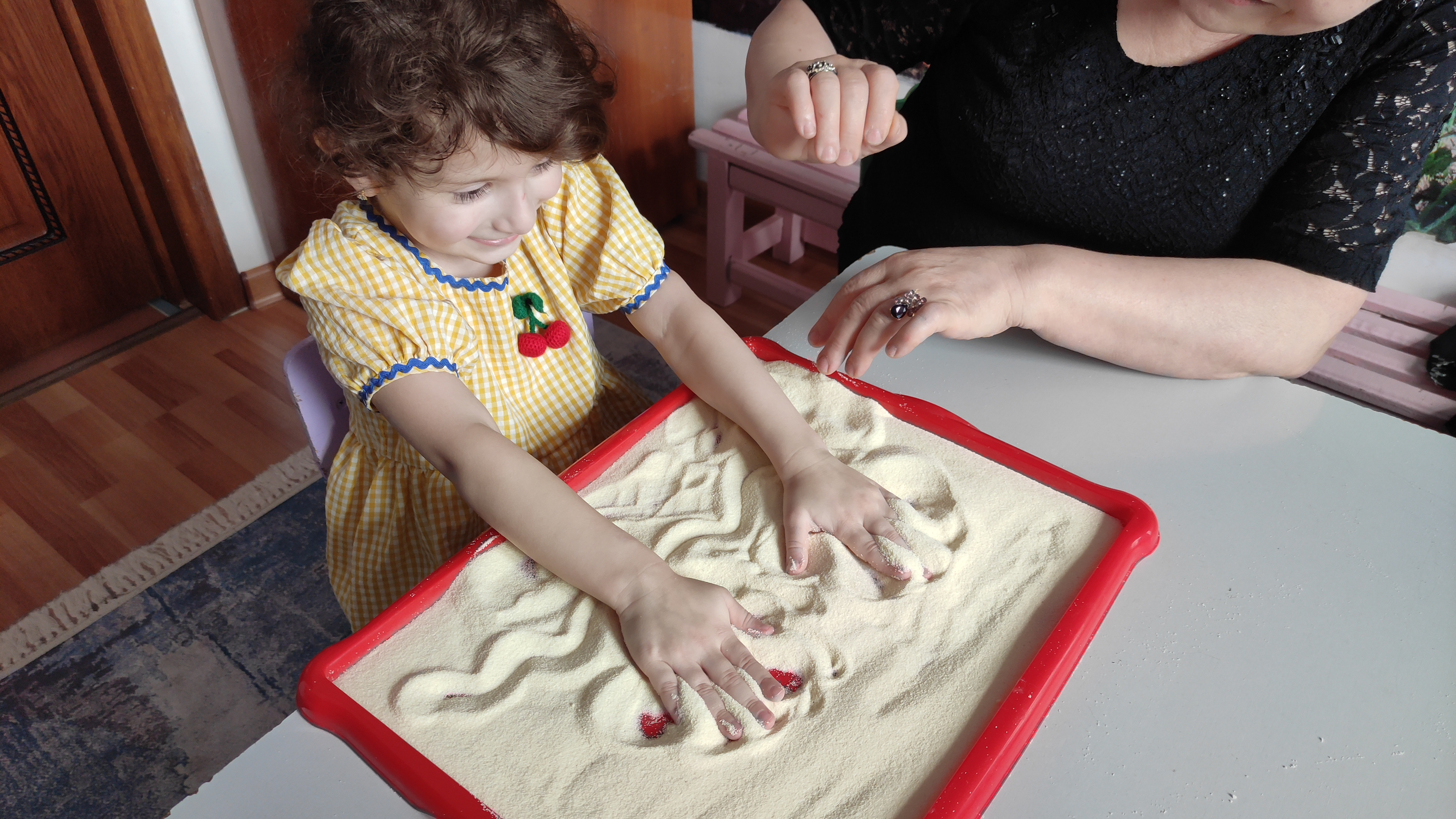 "Здравствуй, песок!"