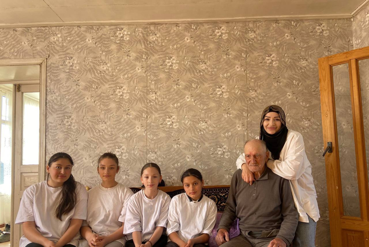 Волонтеры КЦСОН оказывают услуги пожилым гражданам!!!