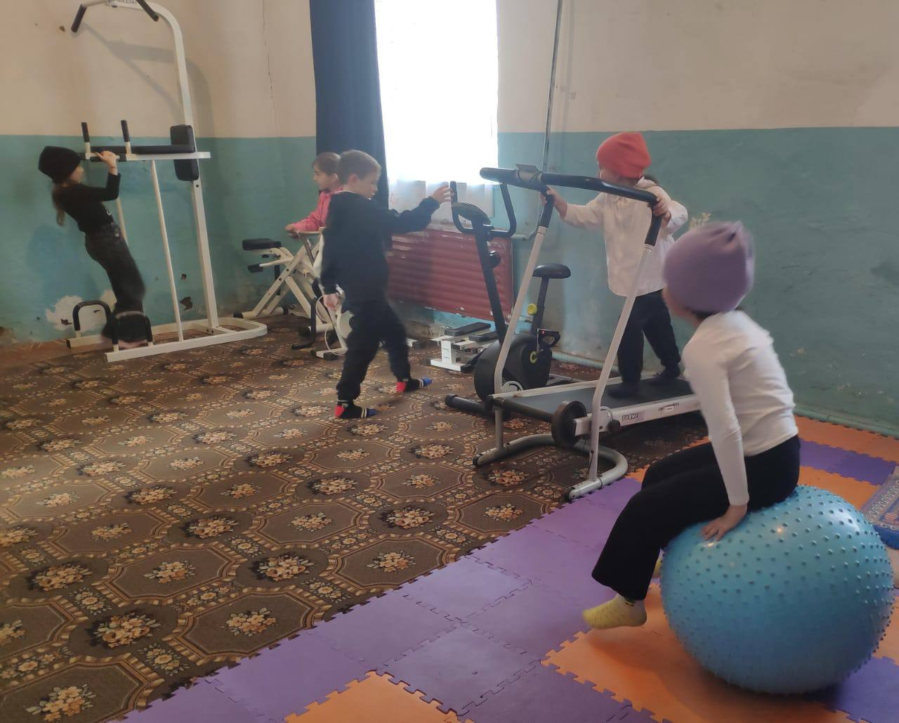 Занятие с подопечными детьми.