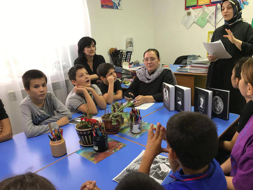 Беседа к 100-летию Р.Гамзатова