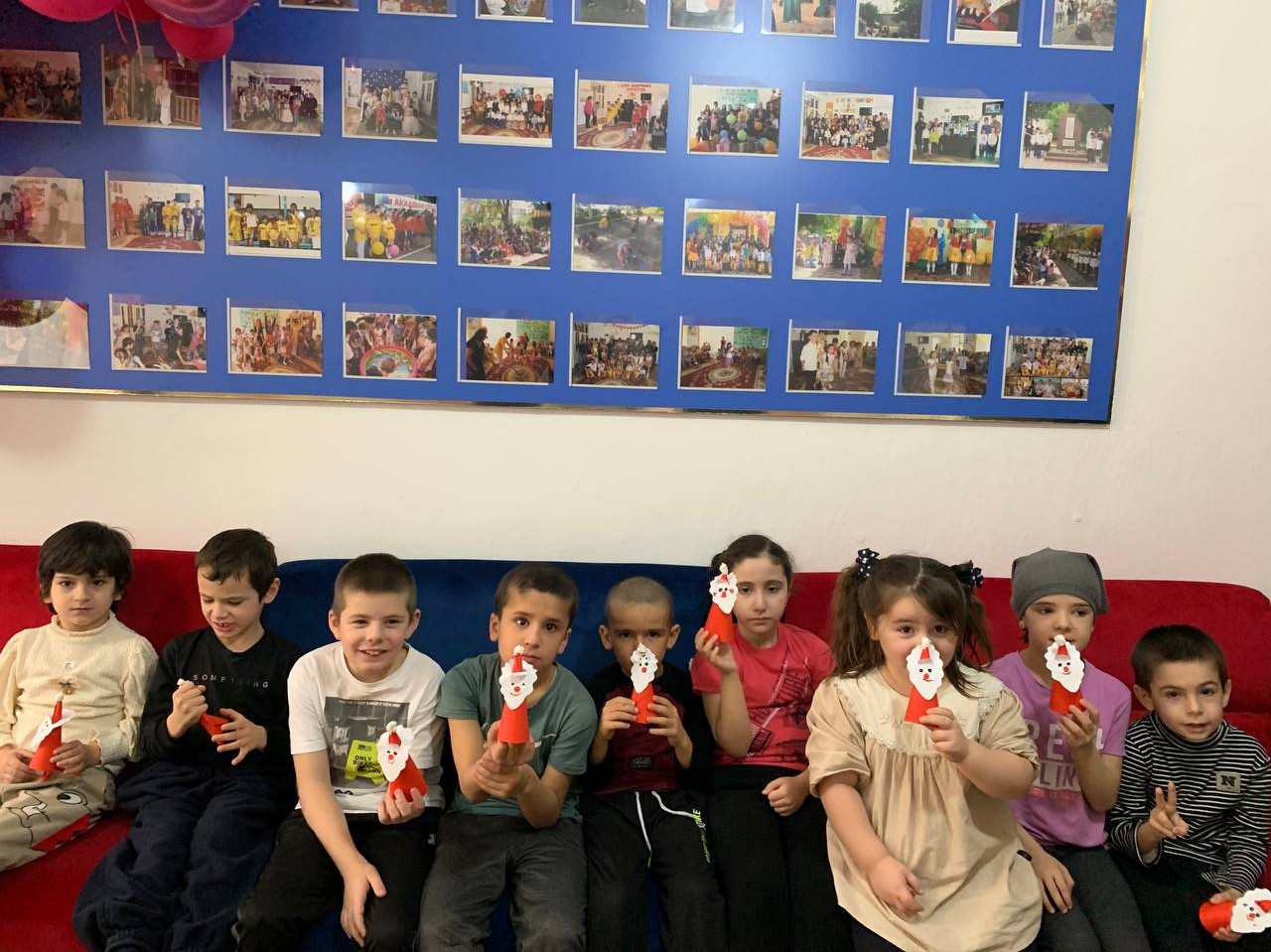 Аппликация из цветной бумаги «Добрый Дедушка Мороз».