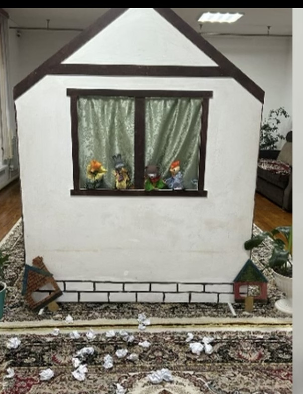 Кукольное представление Русской сказки "Заюшкина избушка".