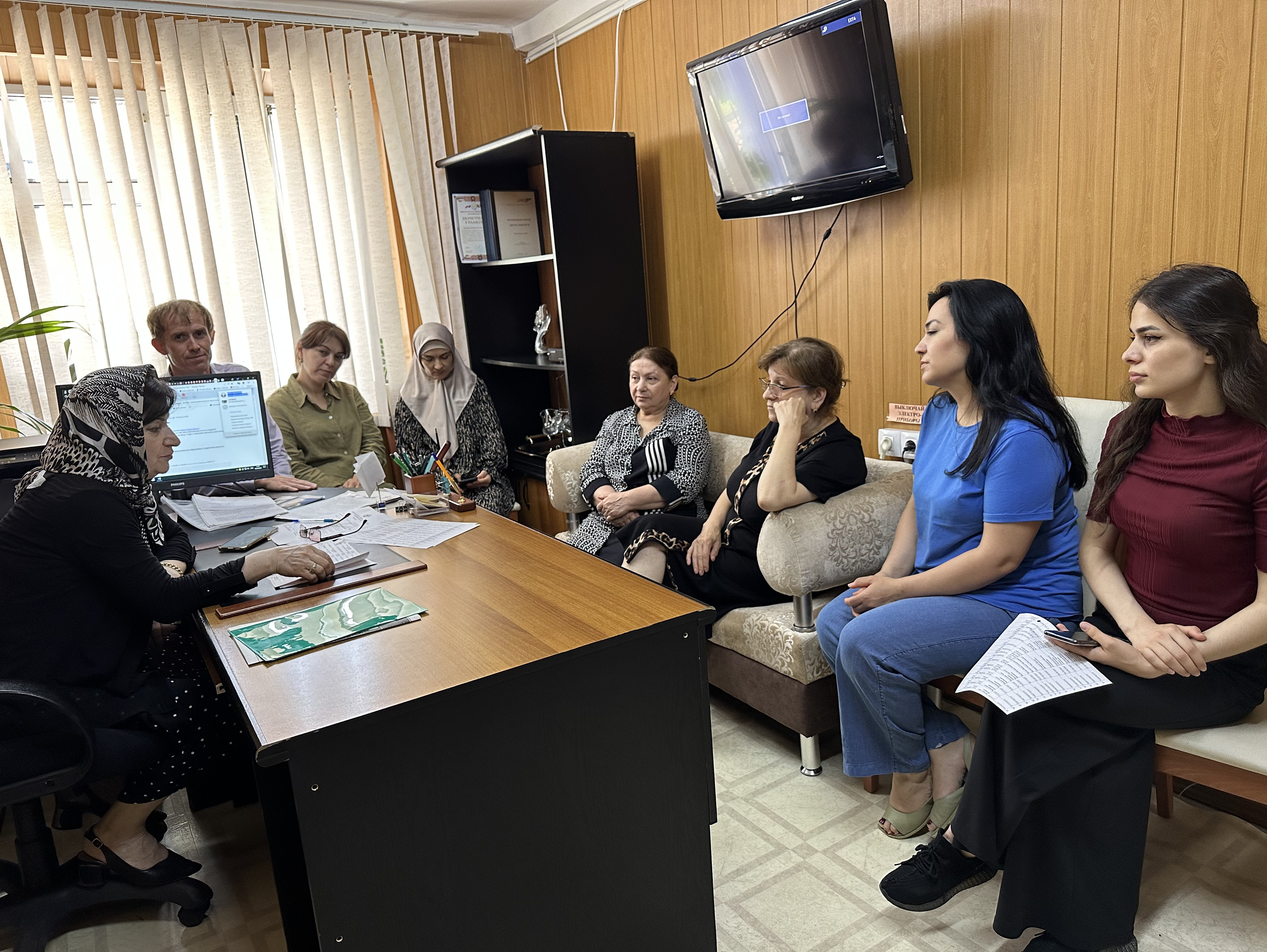 Совещание по вопросу проведения информационной работы с сотрудниками, о возможности поступления на военную службу по контракту