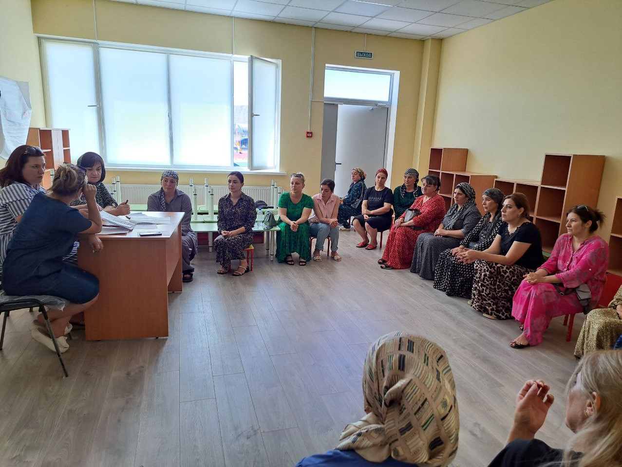 Встреча руководителей Центра занятости и УСЗН, с претендентами на рабочие места в детский сад № 7 (п.Рыбный)