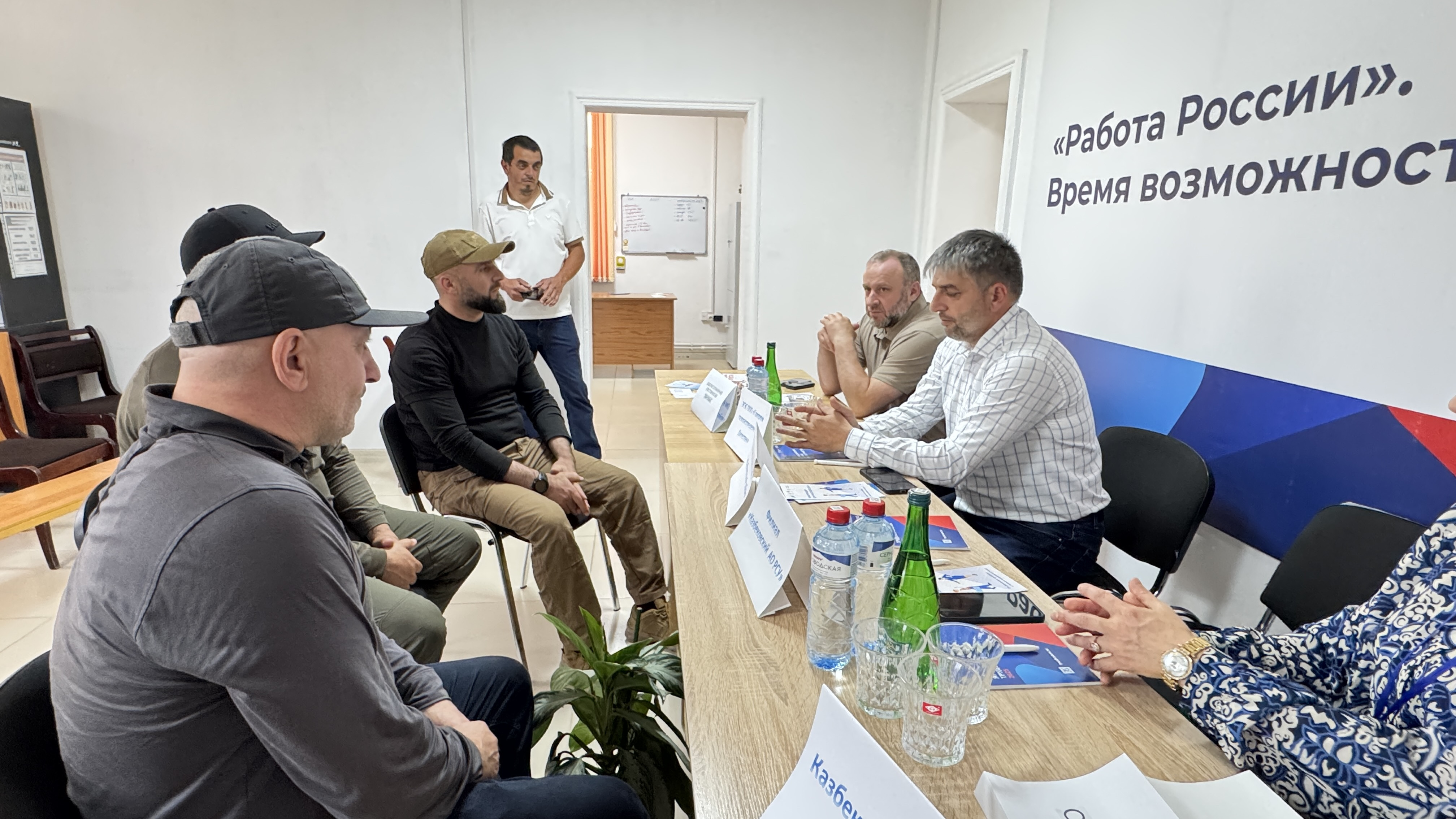 Ветераны СВО в Казбековском районе получили поддержку в развитии собственного бизнеса