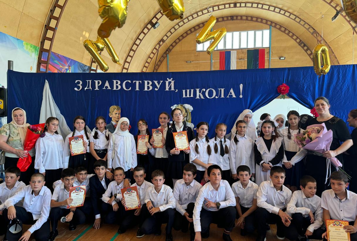 Глава района поздравил с Днём знаний и началом учебного года.