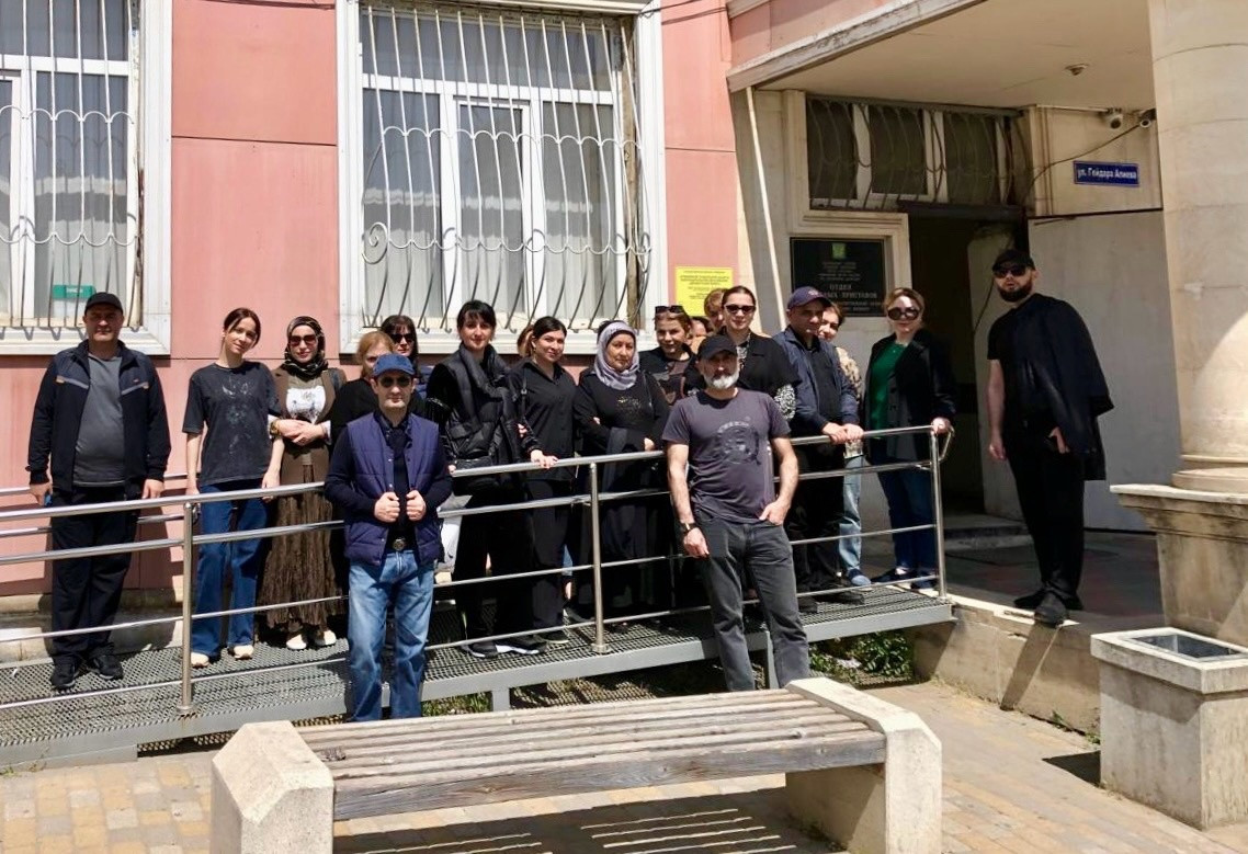 Общереспубликанский субботник прошел в Управлении социальной защиты населения Дербентского района