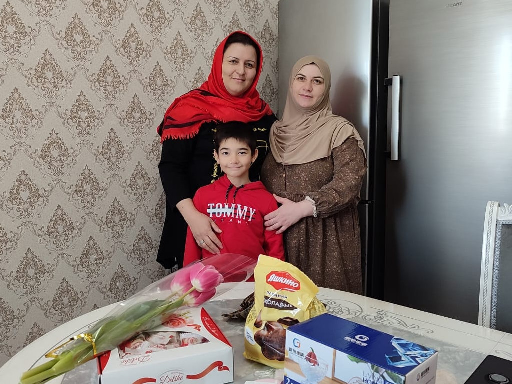 Поздравление матерей и жен участников СВО с Международным женским днем.