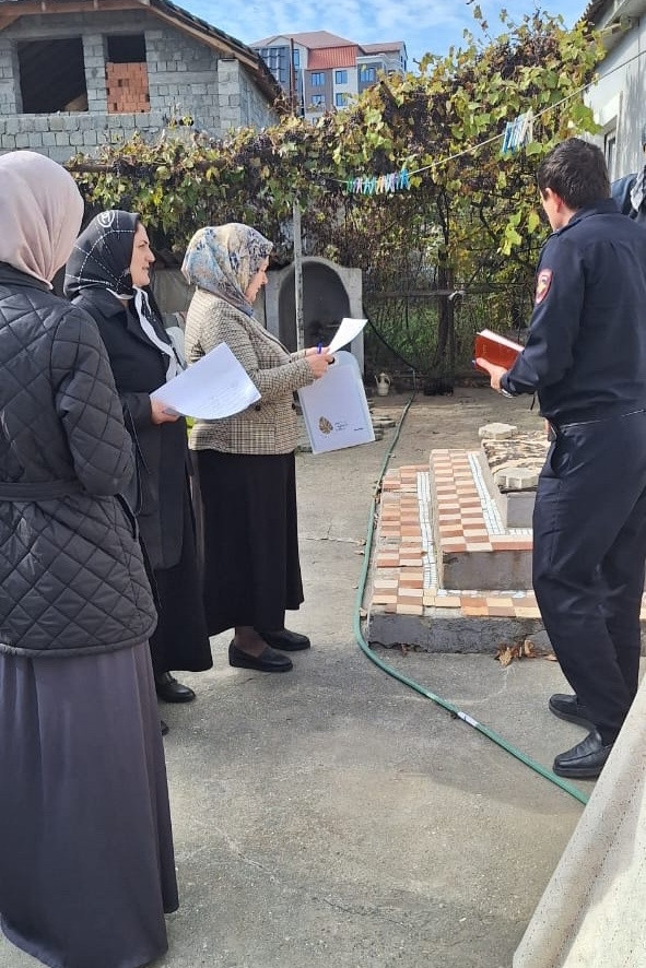 Выезд специалиста службы занятости совместно с рабочей группой КДНиЗП к подучетным семьям.