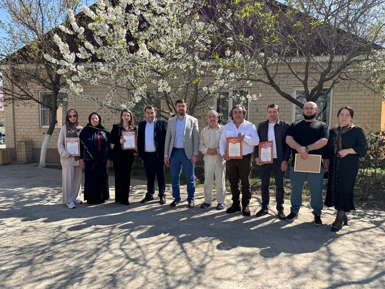 В центре социального обслуживания населения Кизилюртовского района почетными грамотами отметили меценатов