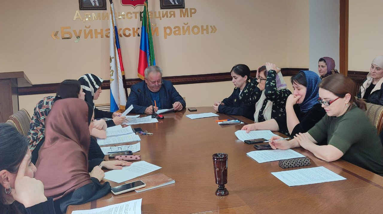 "ЗАСЕДАНИЕ КОМИСИИ ПО ДЕЛАМ НЕСОВЕРШЕННОЛЕТНИХ И ЗАЩИТЕ ИХ ПРАВ!"