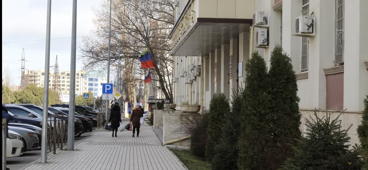 Малоимущие многодетные семьи в регионе со среднедушевым доходом при соблюдении прописанных условий, имеют право на получение автотранспорта (микроавтобуса).