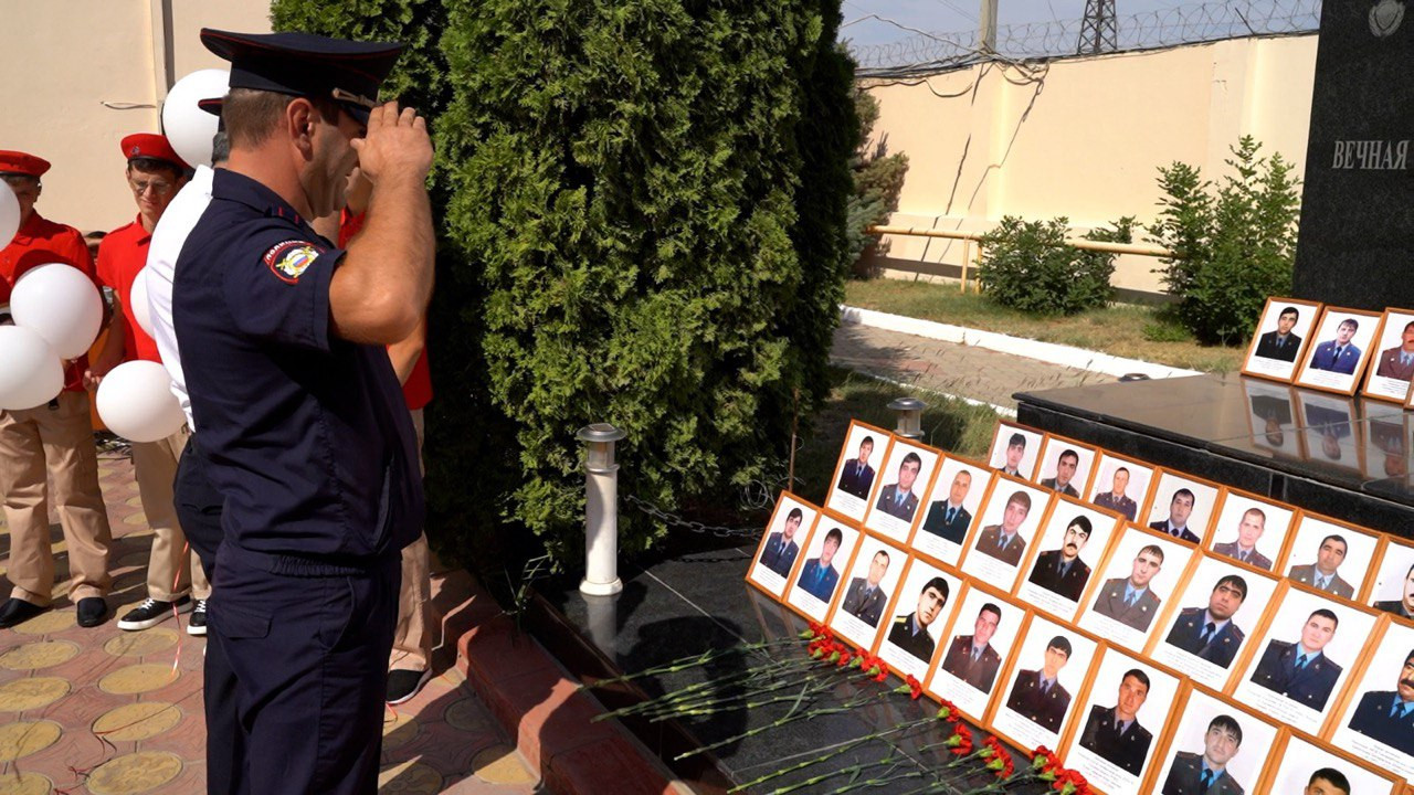 Мероприятие посвященное памяти сотрудников органов внутренних дел