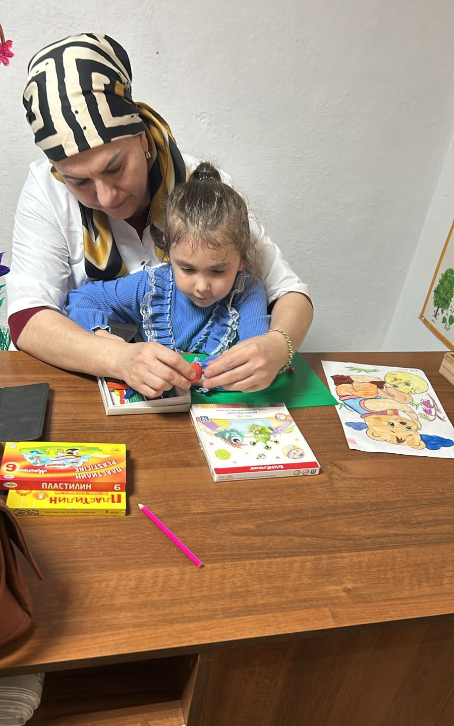 Лепка - чрезвычайно полезный вид детского творчества: