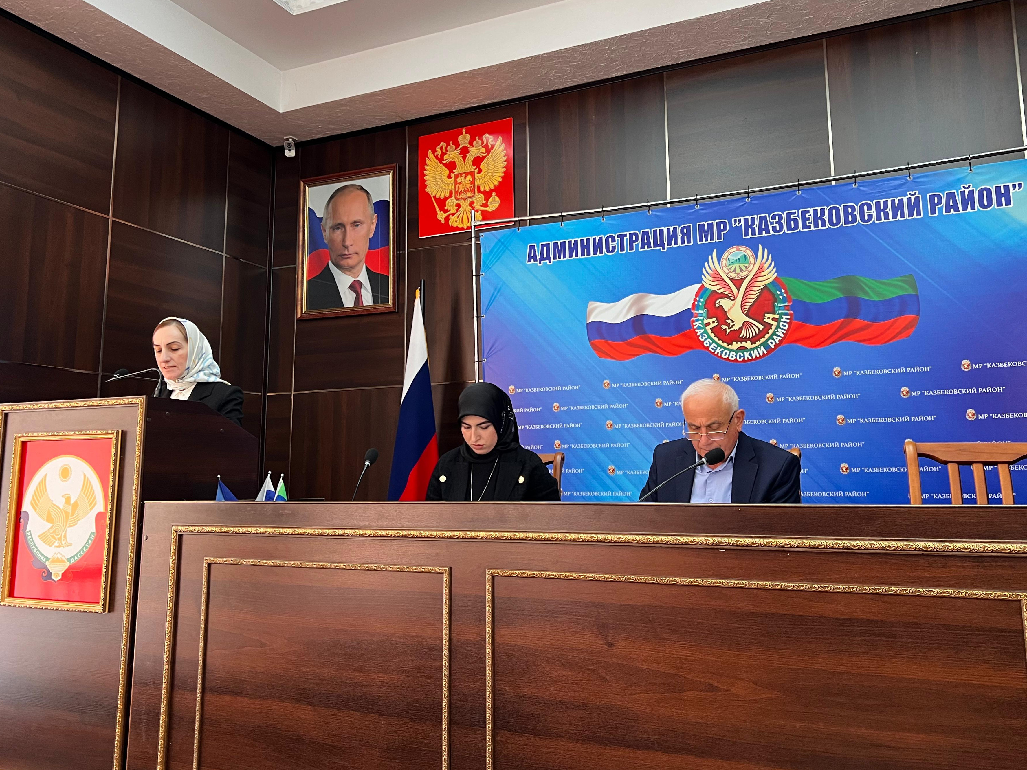 Совещание комиссии по делам несовершеннолетних