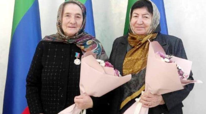 Поздравляем с вручением высокой награды!