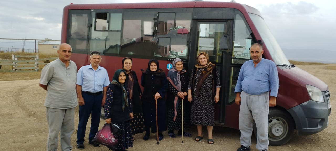 Для пожилых подопечных Минтруда Дагестана в Карабудахкентском районе организована поездка на горячий источник