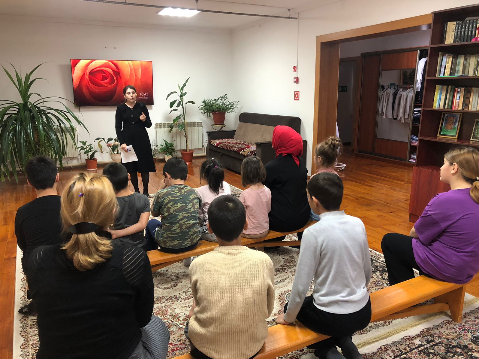 Кружковое занятие "Редкие виды растений и животных Дагестана"