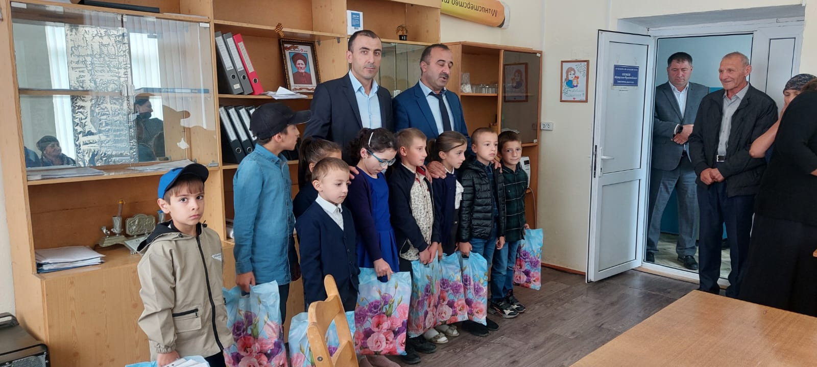 Акция "Помоги пойти учиться"