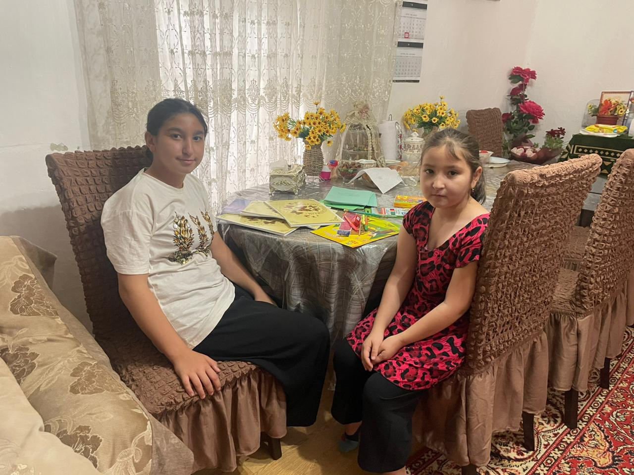 Акция" Помоги собрать ребенка в школу "