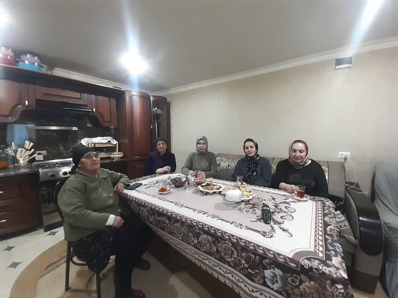 В России отмечается самый добрый, самый теплый праздник - День матери. Этот праздник наполнен особым смыслом. Он призван напомнить жителям нашей страны о роли матери в жизни каждого человека.