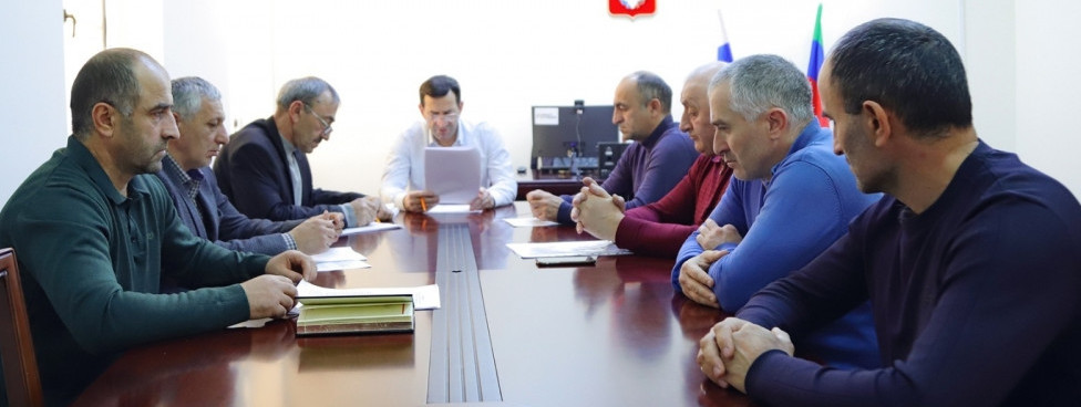 Заседание комиссии по делам несовершеннолетних и защите их прав состоялось в Гумбете