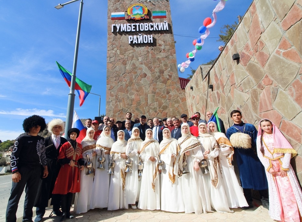 В Гумбете открыли башню, построенную при въезде в муниципалитет