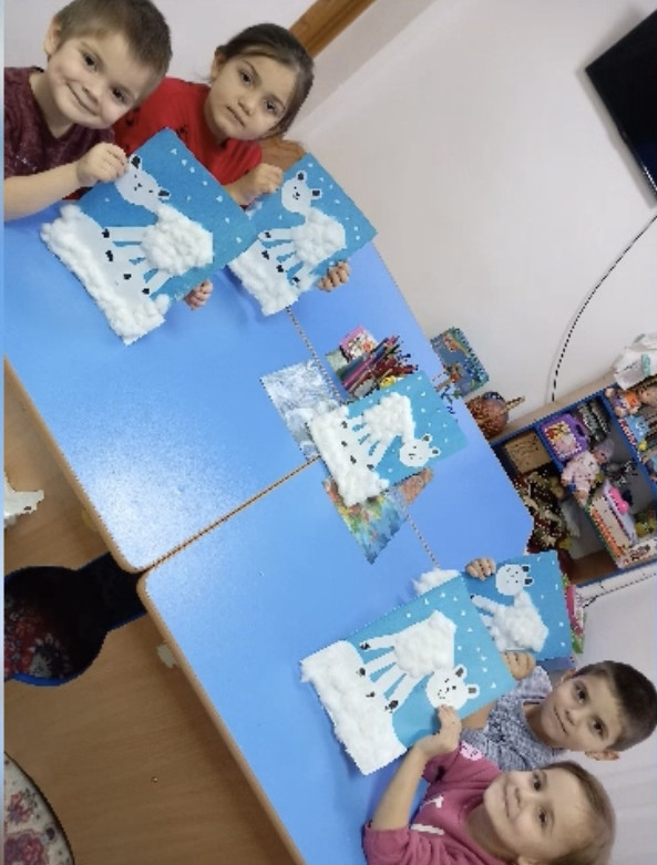 Аппликация "Мишка на севере"