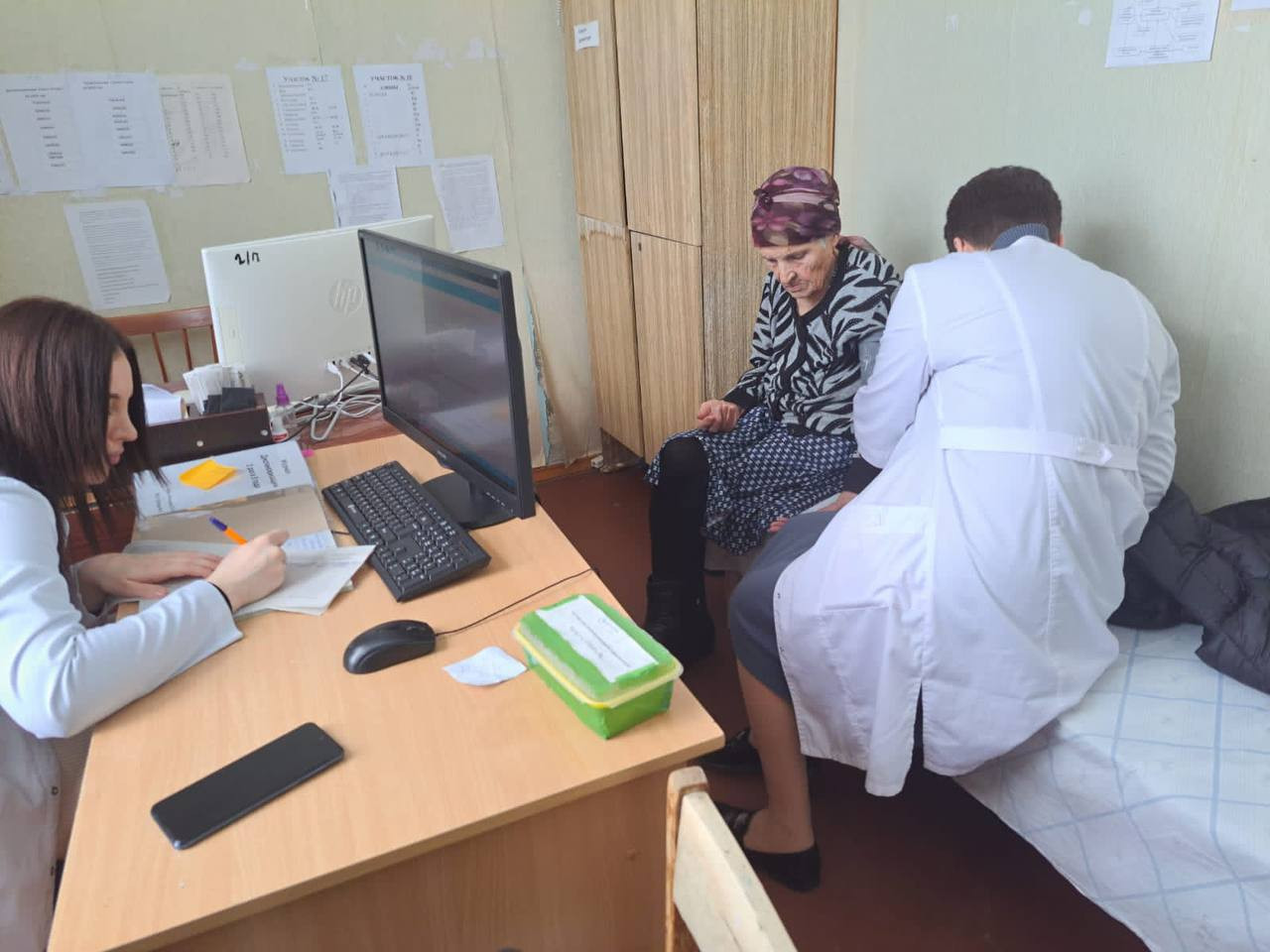 Будни социальных работников