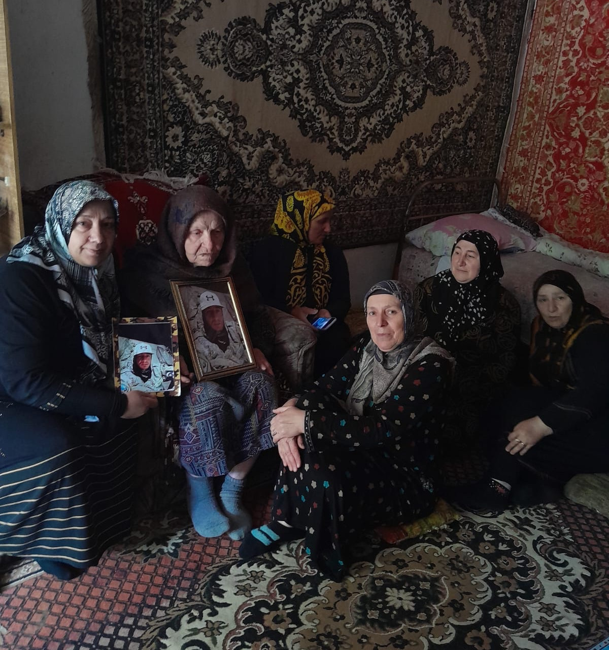 Социальные работники социального обслуживания на дому отделения №3 с.Рахата бригадным