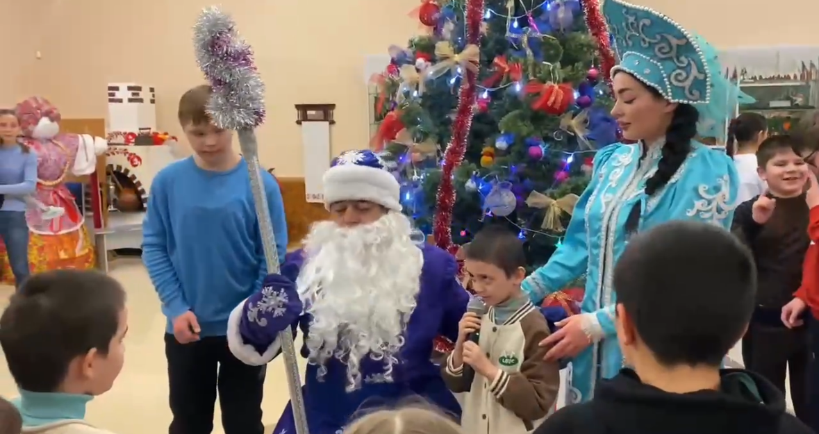 Новогоднее  театральное мероприятие  «Пять ключей от сундука»