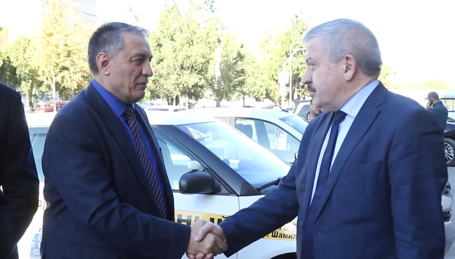 Минтруд РД передал отделению ДОСААФ в регионе ключи от автотранспорта, предназначенного для обучения маломобильных граждан