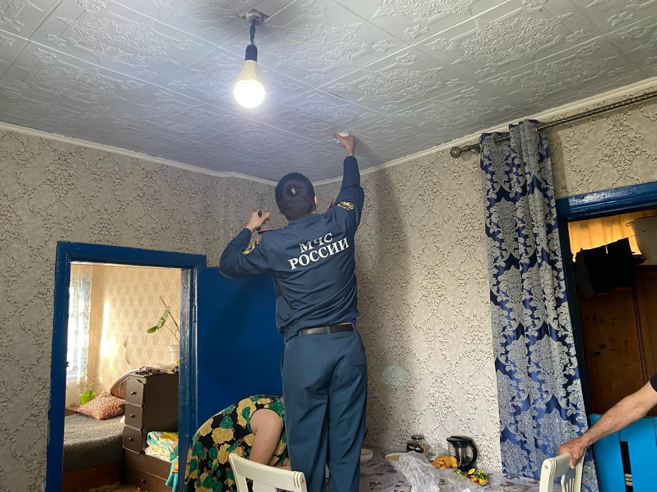 Рейдовые мероприятия по установке автономных противопожарных извещателей.