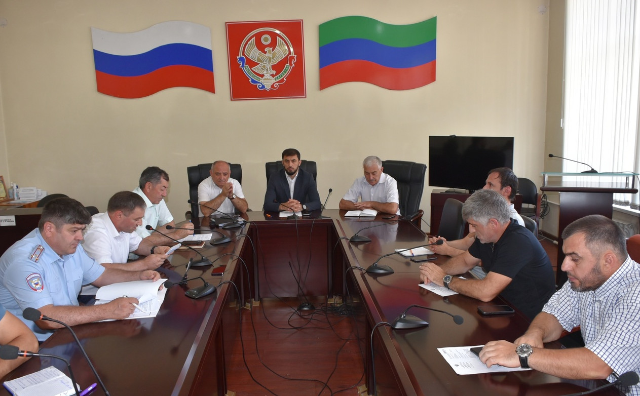 Заседание антитеррористической комиссии состоялось в Акушинском районе