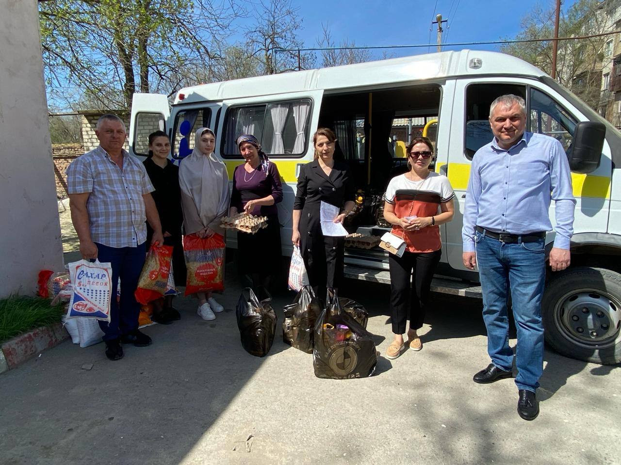 ПОЗДРАВЛЕНИЕ МНОГОДЕТНЫХ СЕМЕЙ В ЧЕСТЬ ПРАЗДНИКА УРАЗА-БАЙРАМ.