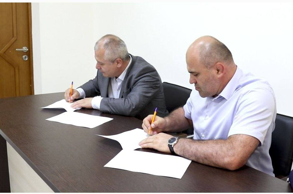 Сегодня было подписано соглашение о взаимодействии филиала Фонда «Защитники Отечества» по РД и Министерства спорта РД.