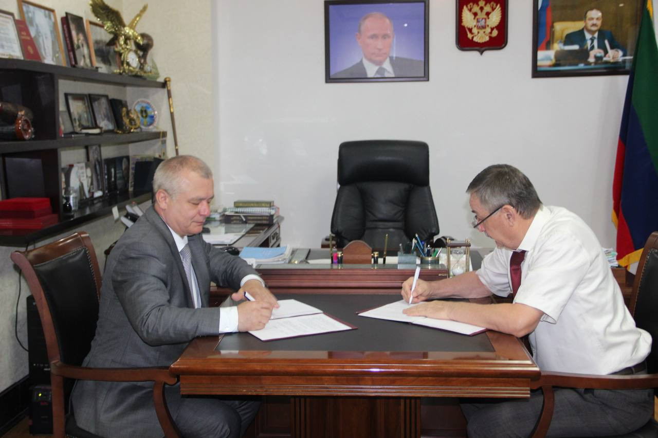 Филиал Фонда «Защитники Отечества» по РД и ОСФР по РД заключили соглашение о сотрудничестве