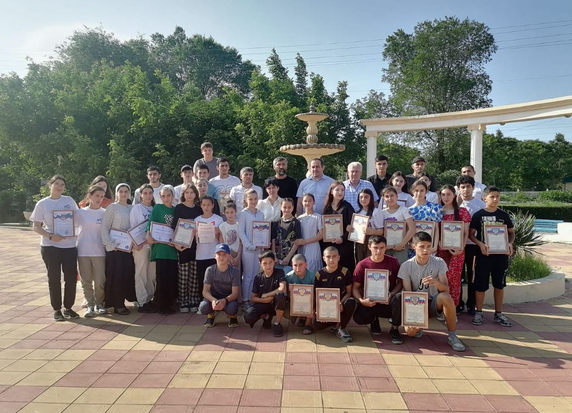 Волонтеров Каякентского района чествовали в Администрации Каякентского района.